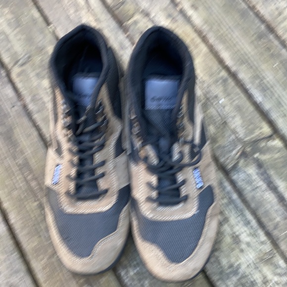 Hi-Tec Women’s Hikers - Picture 4 of 8